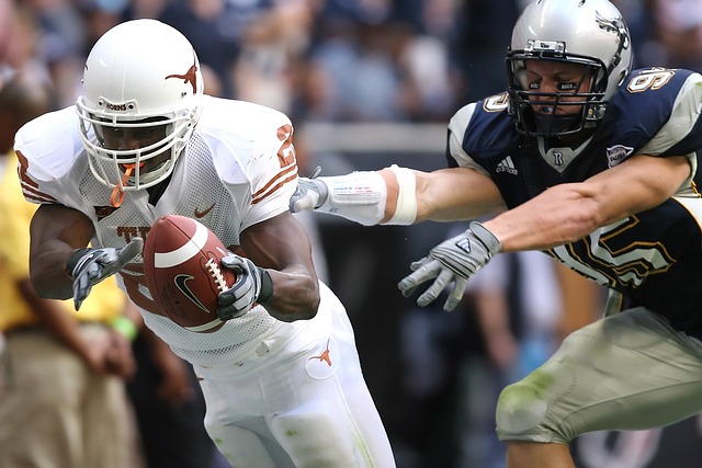 鲁班工坊环游记：俄罗斯老师带学生“爆改”智能家居.